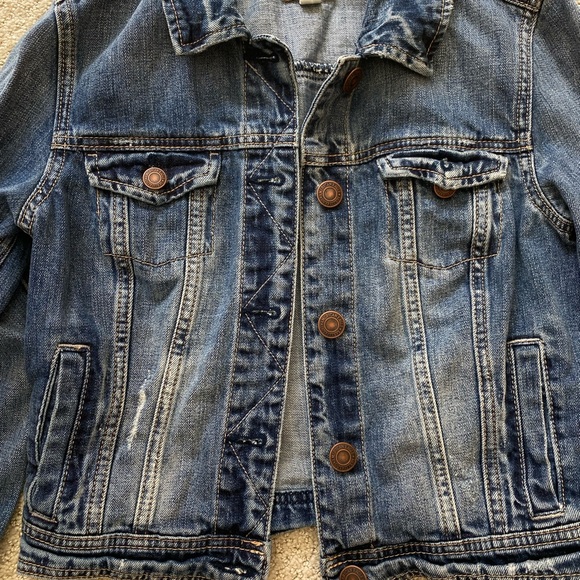 American Eagle Cropped Jean Jacket Dark Wash - Picture 5 of 7